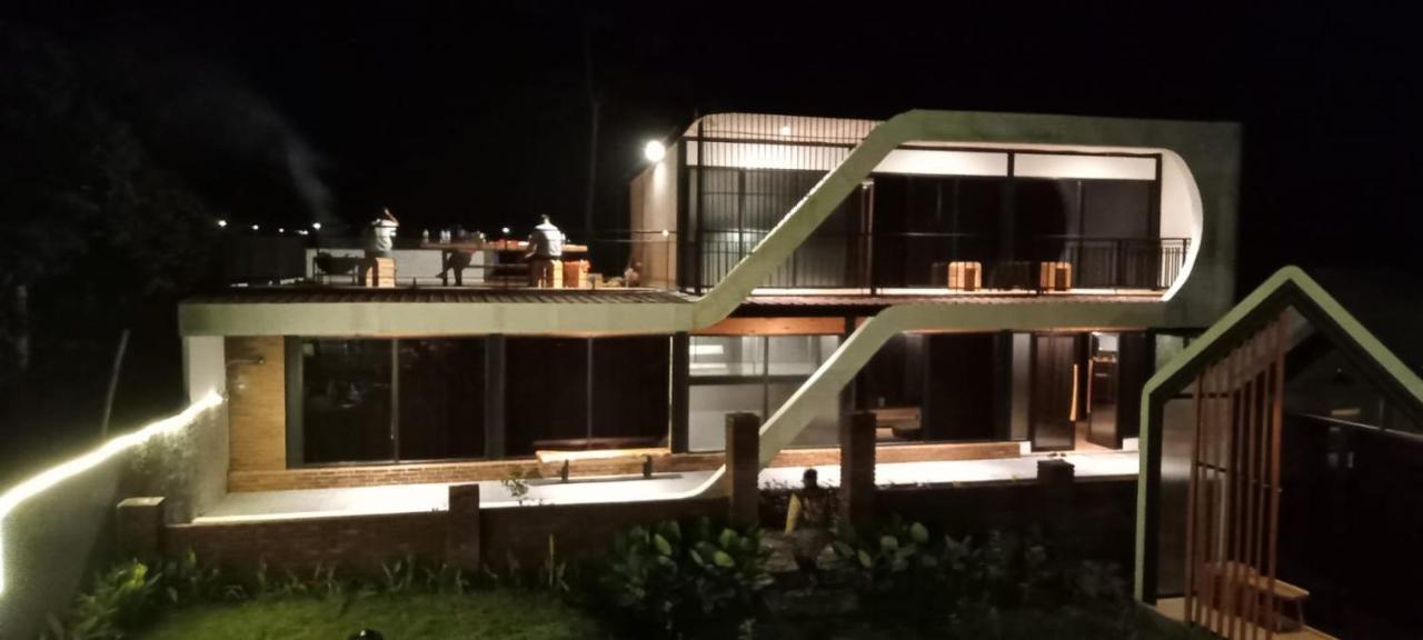 Dafano Villa Sembalunlawang Exterior photo