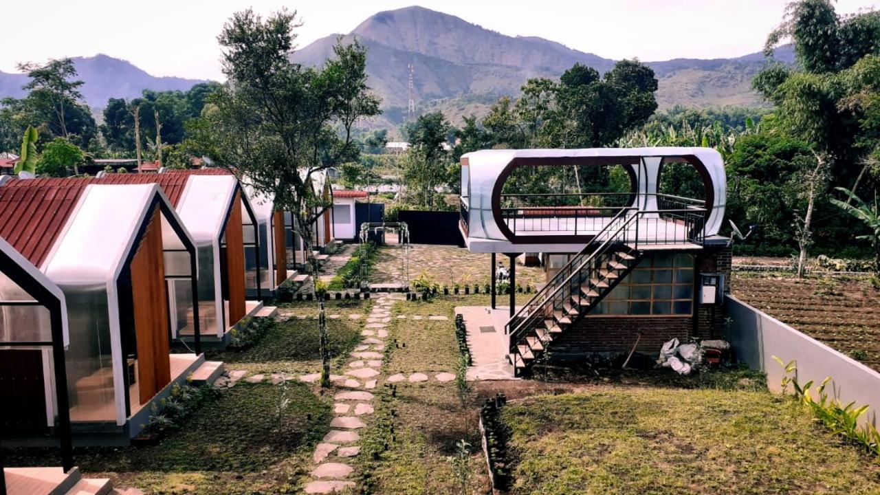 Dafano Villa Sembalunlawang Exterior photo